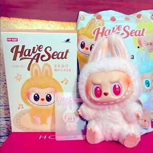 Labubu Have A Seat Vinyl Face Plush Pendant-“DADA”